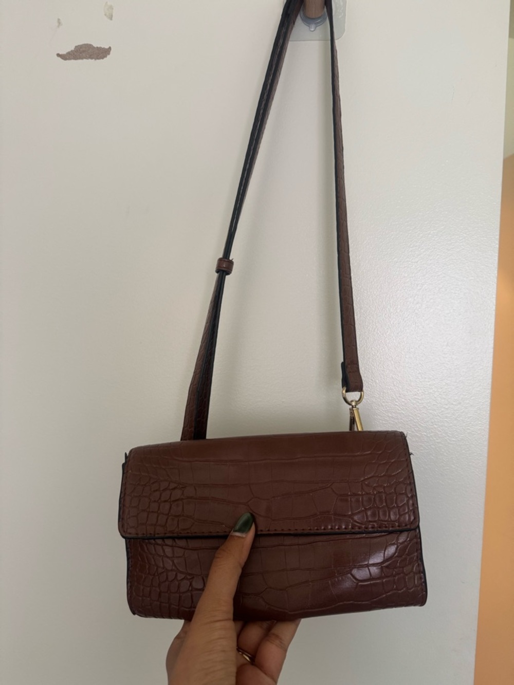 Mango Brown Croc-Embossed Crossbody Bag